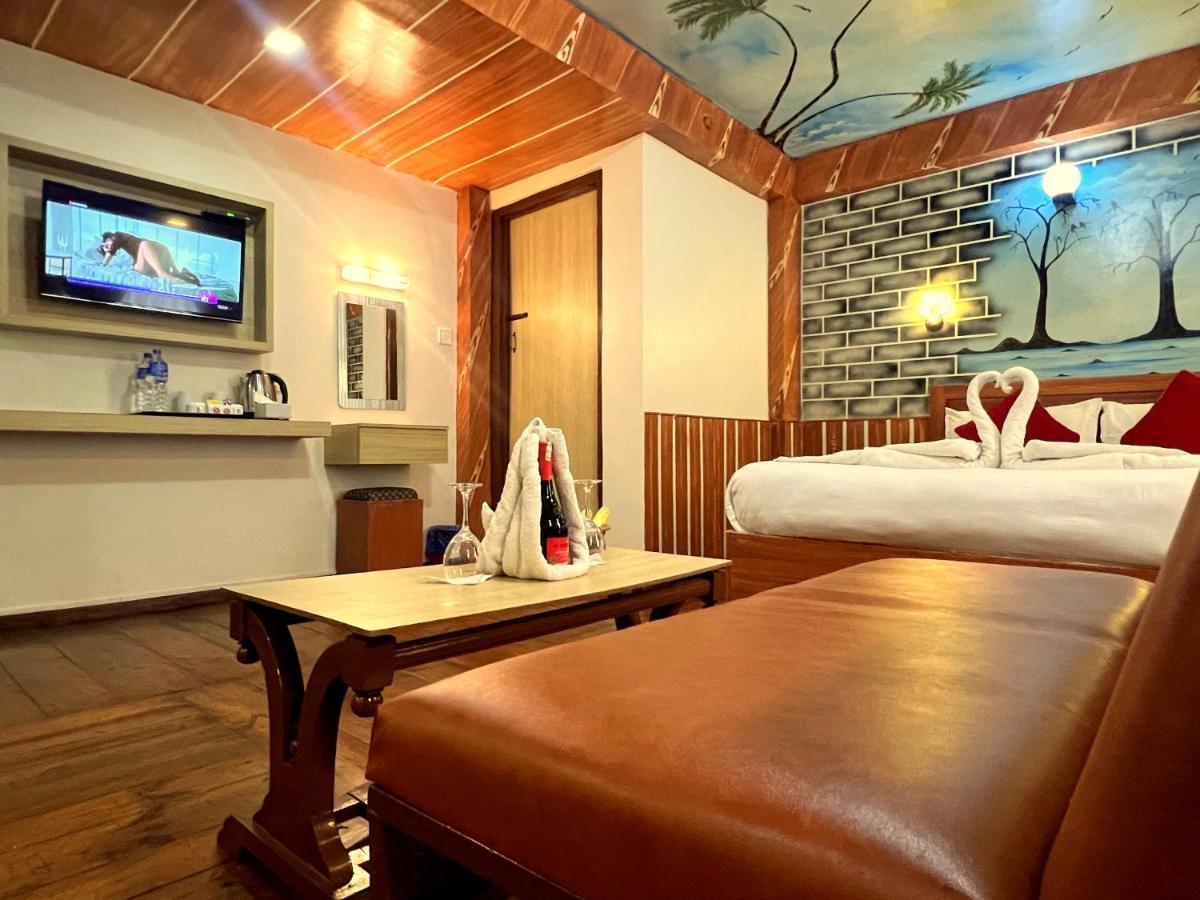 Thamel Seasons Hotel Katmandou Extérieur photo